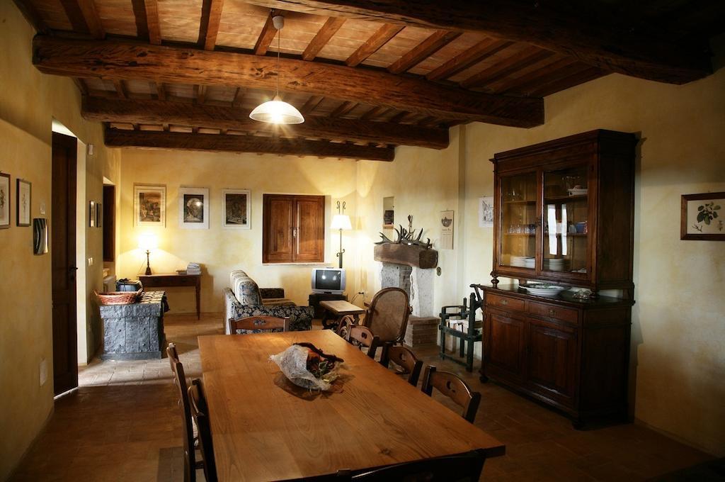 Agriturismo Surripa Amelia Zimmer foto